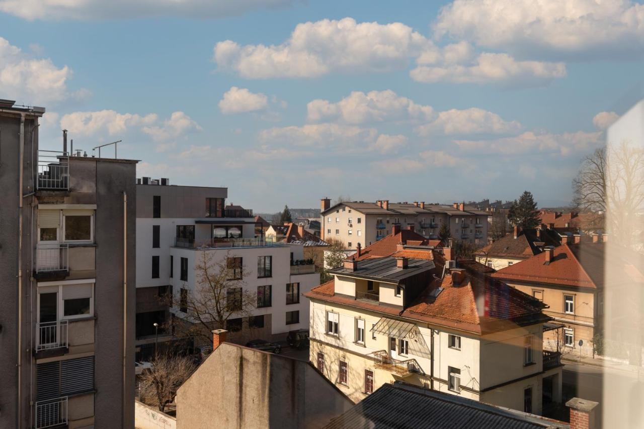 Canopy Apartment Ljubljana Eksteriør bilde